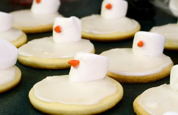 snowman cookies 1